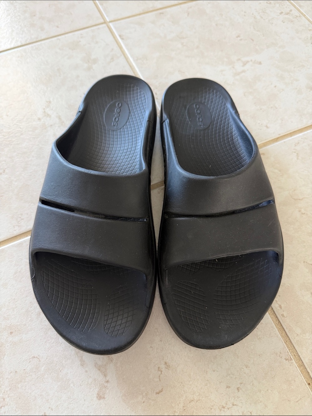 OOFOS RECOVERY Sandals
